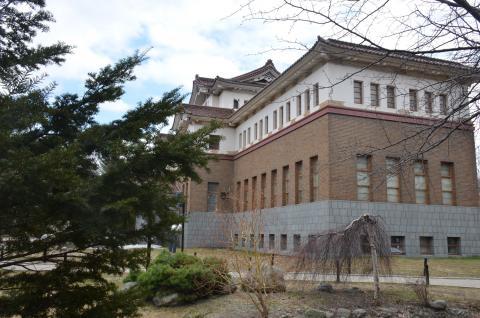 Северо-западная часть здания краеведческого музея.  Фото Владимир Чуйко.jpg