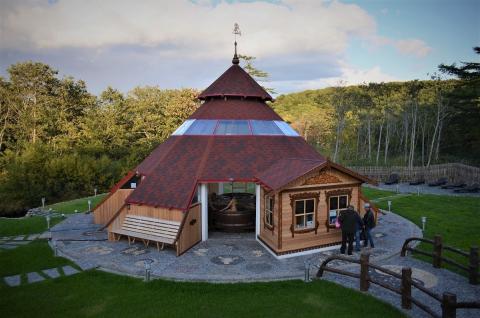 ТЕРМАЛЬНЫЕ ВАННЫ ЖАРКИЕ ВОДЫ.JPG